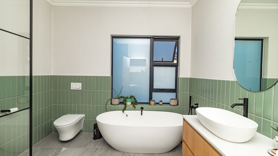 To Let 4 Bedroom Property for Rent in Sagewood Western Cape